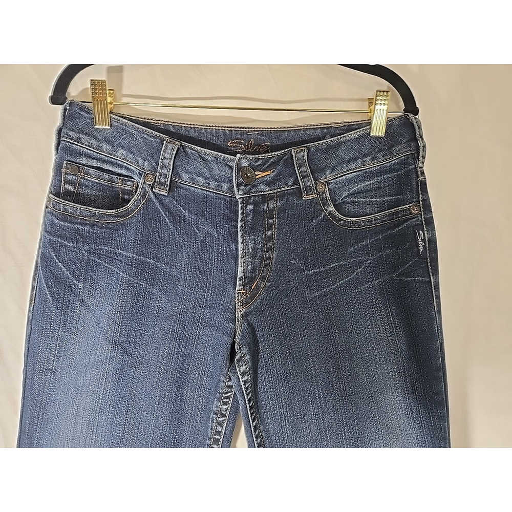 Silver Suki Bootcut Jeans Size 30 Low Rise Mid Wash Flare Denim Fitted - Picture 6 of 7